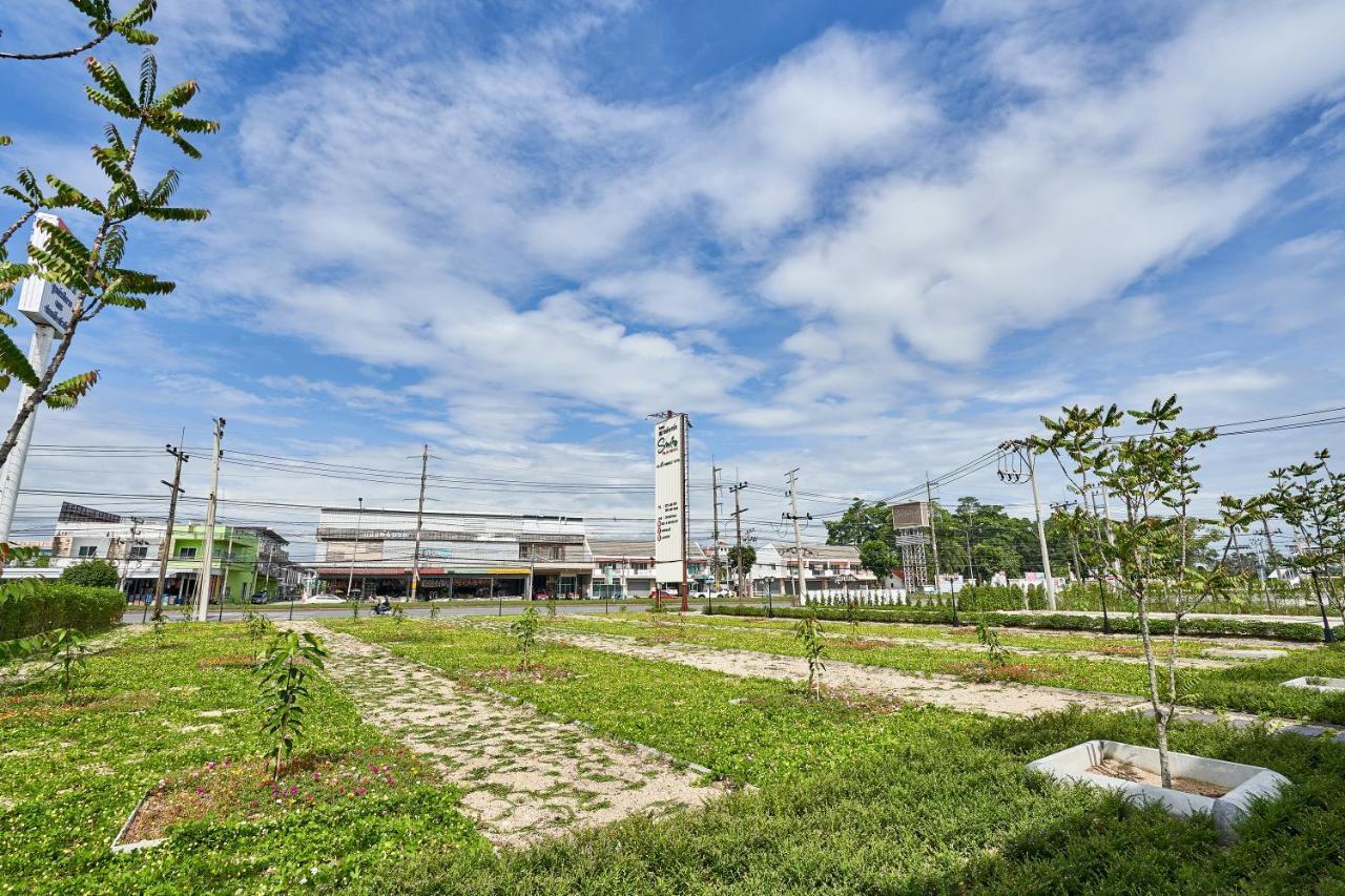 Smile Park Hotel Nakhon Si Thammarat Exterior photo